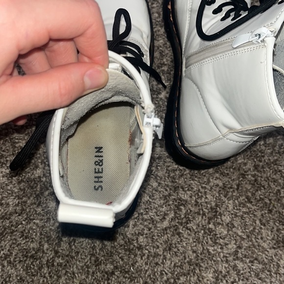 Shein boots size 7.5 - Picture 3 of 6